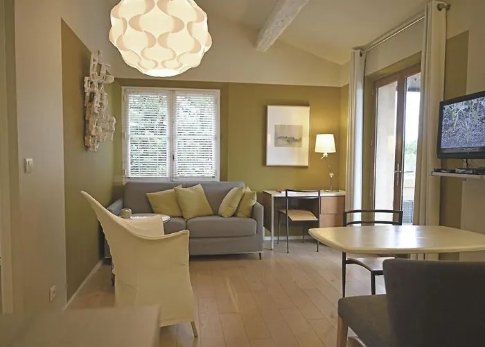 Alfonsa Saint-Raphaël