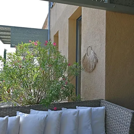 Apartament Alfonsa Saint-Raphaël