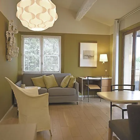 Villa Alfonsa Saint-Raphael (Var)